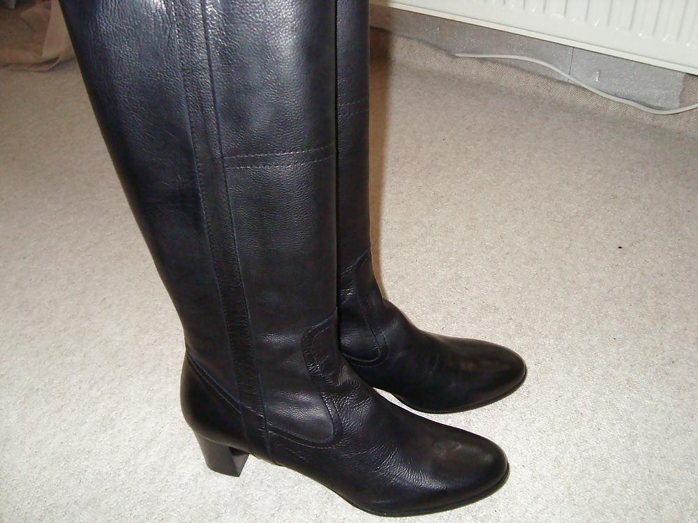 23P Shoe fetish 1