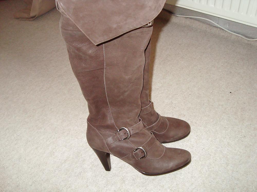 23P Shoe fetish 1