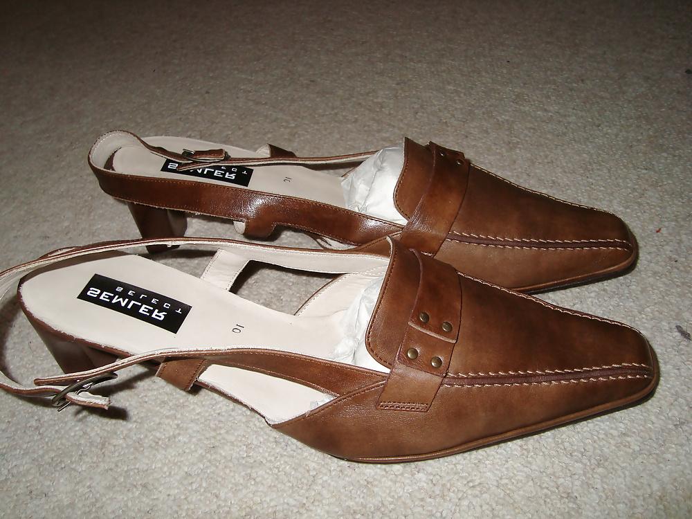 23P Shoe fetish 1