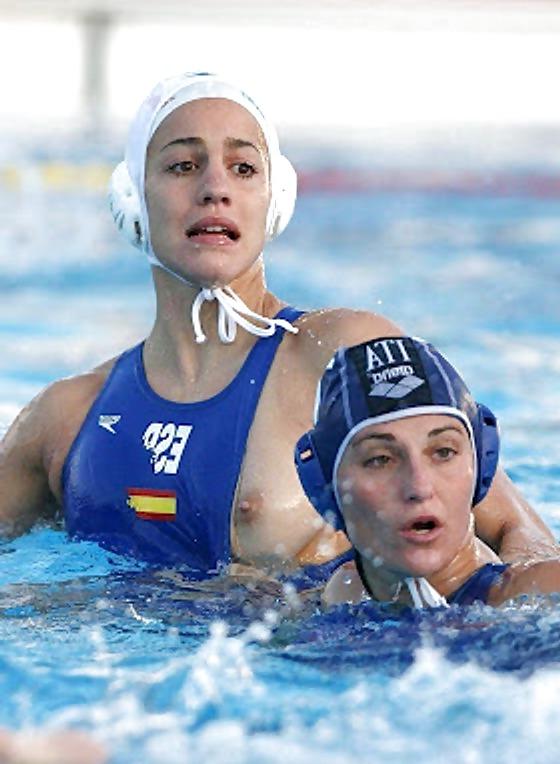 25P Nipslip At Waterpolo Olympics by Voyeur TROC