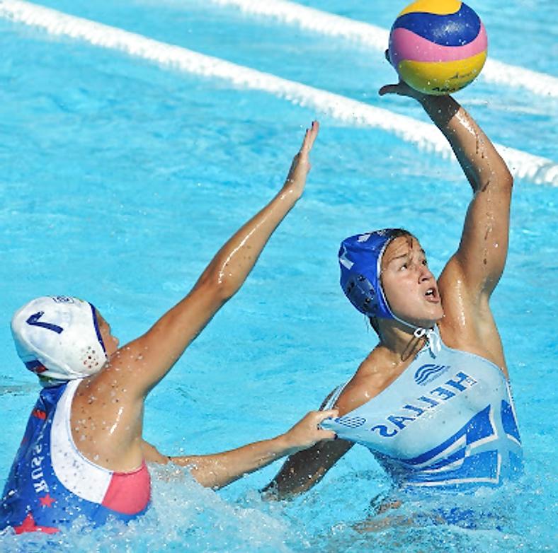25P Nipslip At Waterpolo Olympics by Voyeur TROC