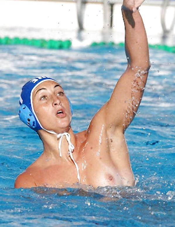 25P Nipslip At Waterpolo Olympics by Voyeur TROC