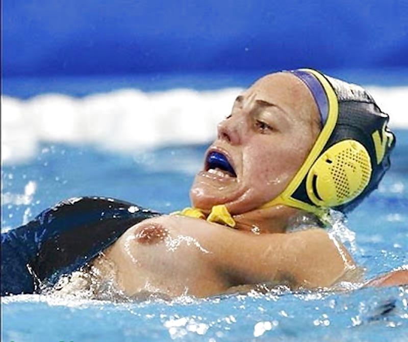 25P Nipslip At Waterpolo Olympics by Voyeur TROC