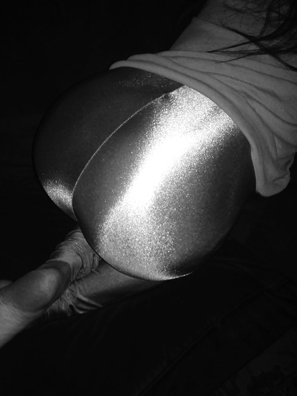 14P Wife's shiny spandex leggings 