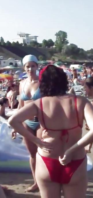 25P Spy ass and bikiny mature beach romanian