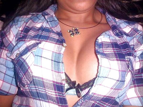 8P Hot horny chicks skype