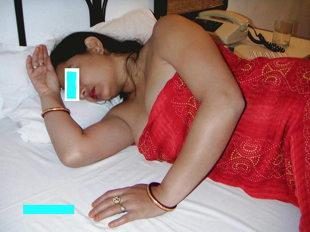 10P Indian housewife Karshima nice fuk abel lady
