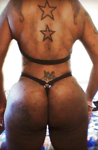 25P BIG SHEMALE ASS