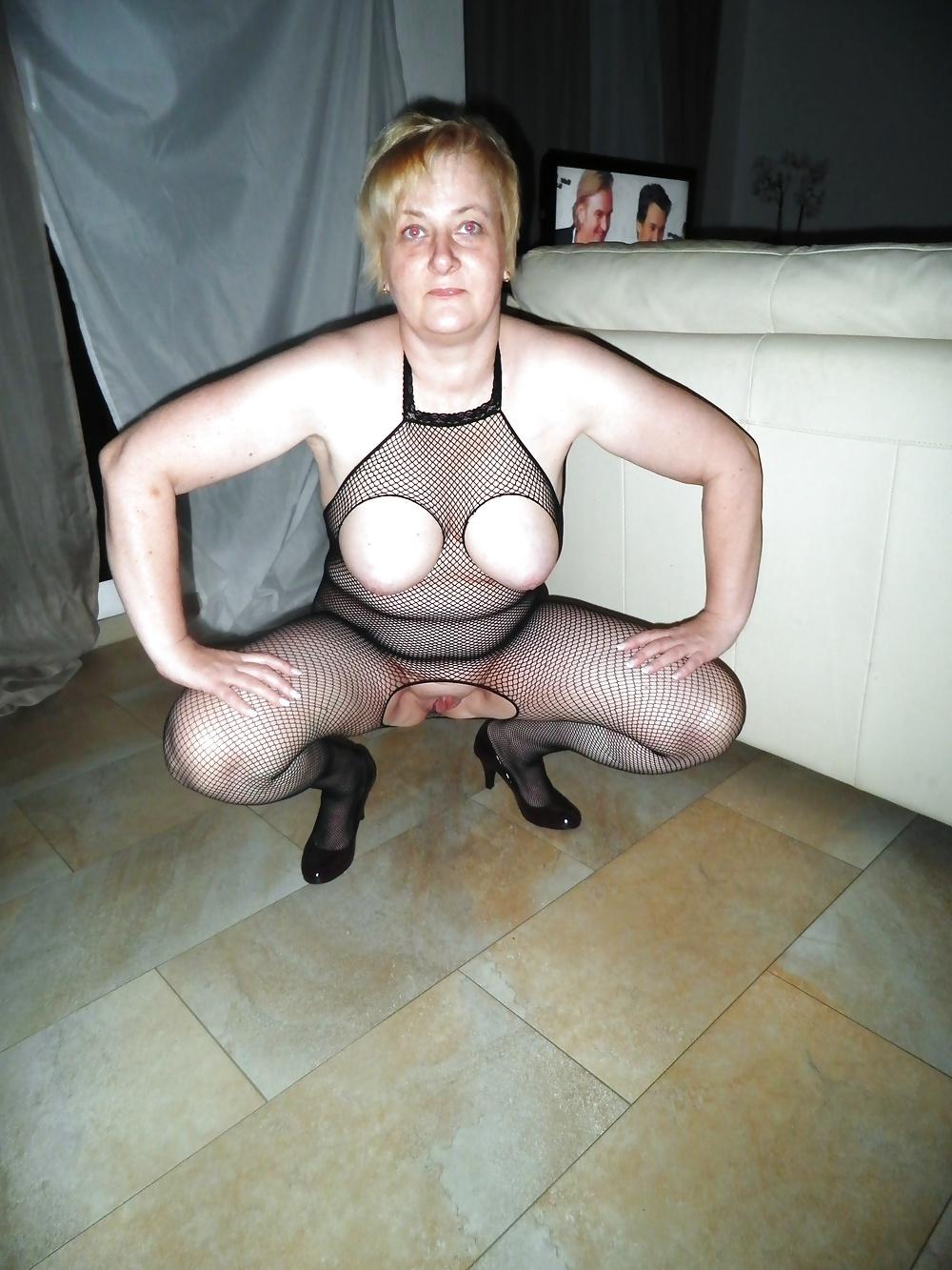9P Die geile Hausnutte