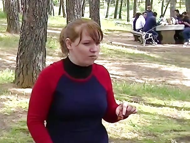 25P Spy picnic and forest romanian
