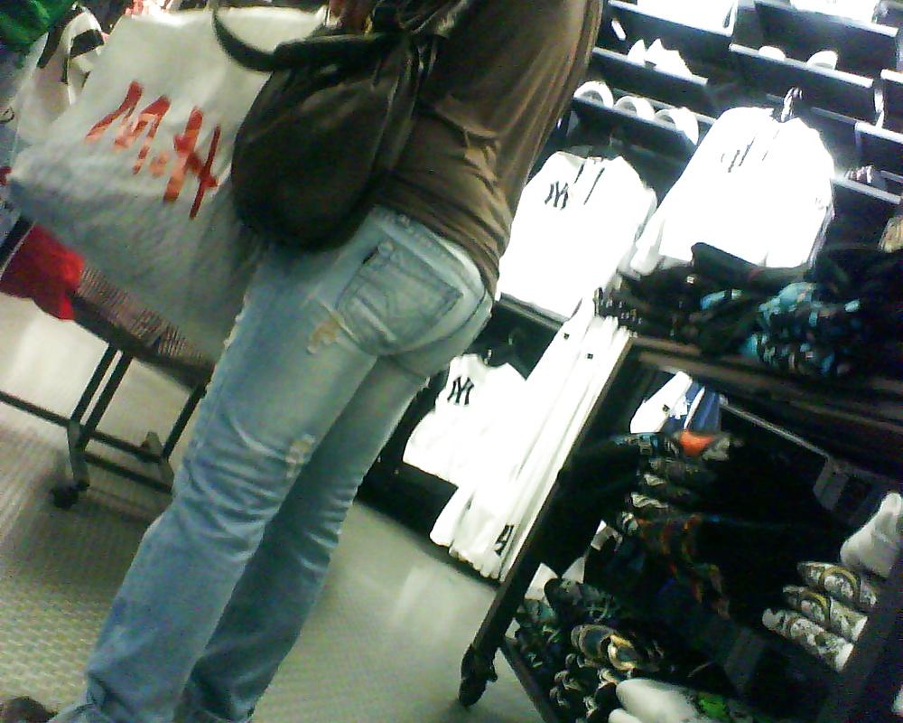 25P Sexy German Ass Girls in Public - Part 1
