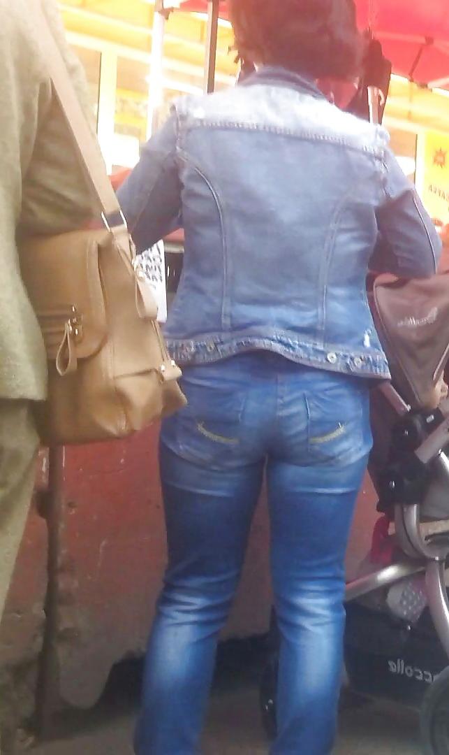 21P Spy old + young ass romanian