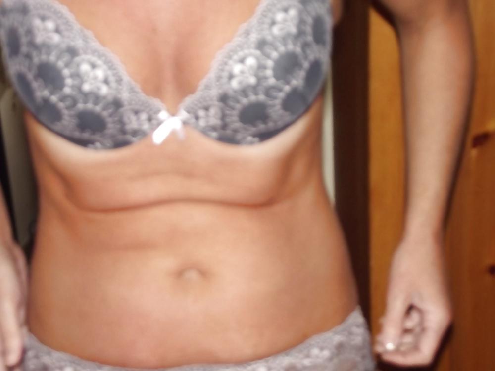 14P Sexy wife 