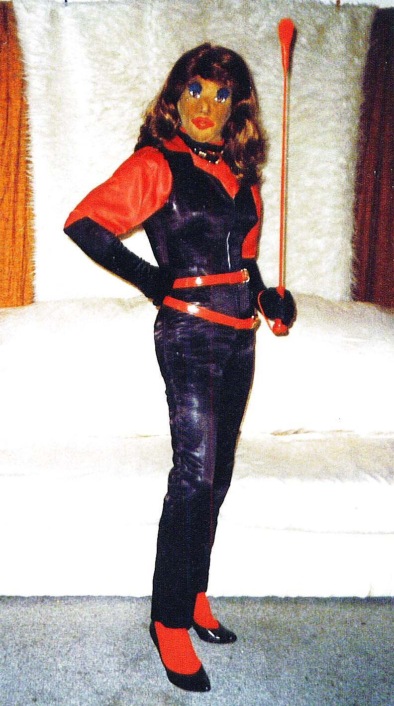 25P Satin Dominatrix