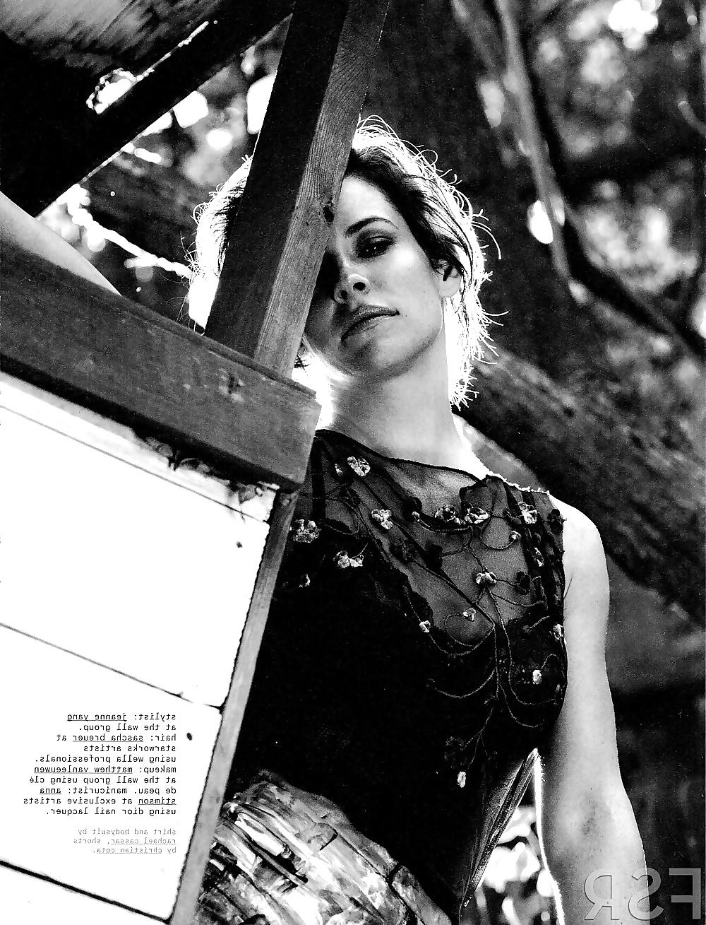 21P Evangeline Lilly took controll over my cock  !!!!