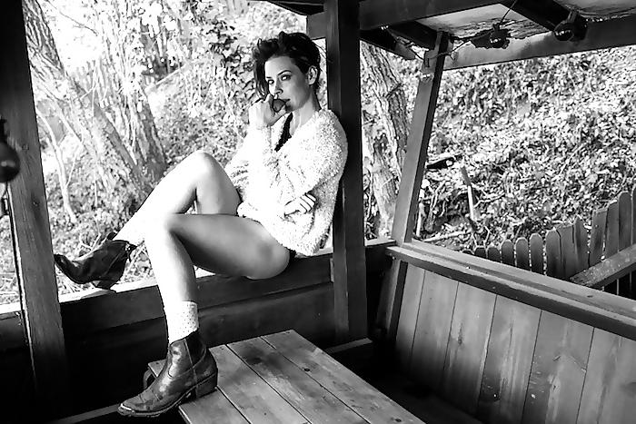 21P Evangeline Lilly took controll over my cock  !!!!