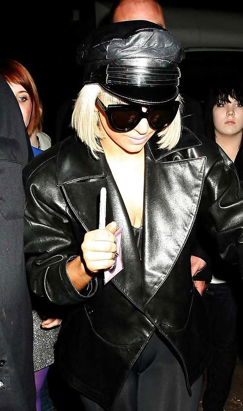 25P Celebs oops 29