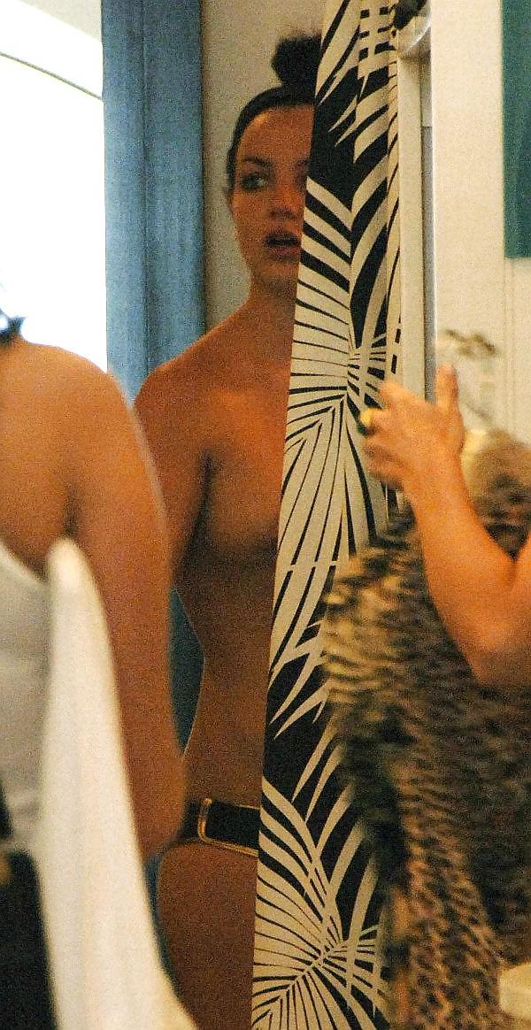 25P Celebs oops 29