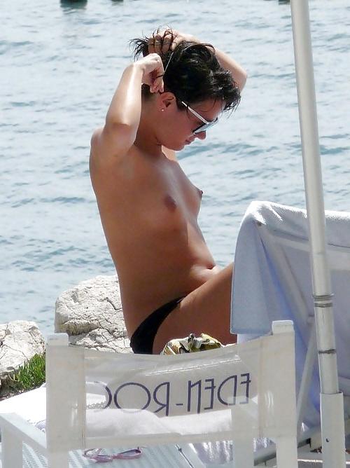 25P Celebs oops 29