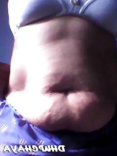 25P Andhra housewife navel boob show 