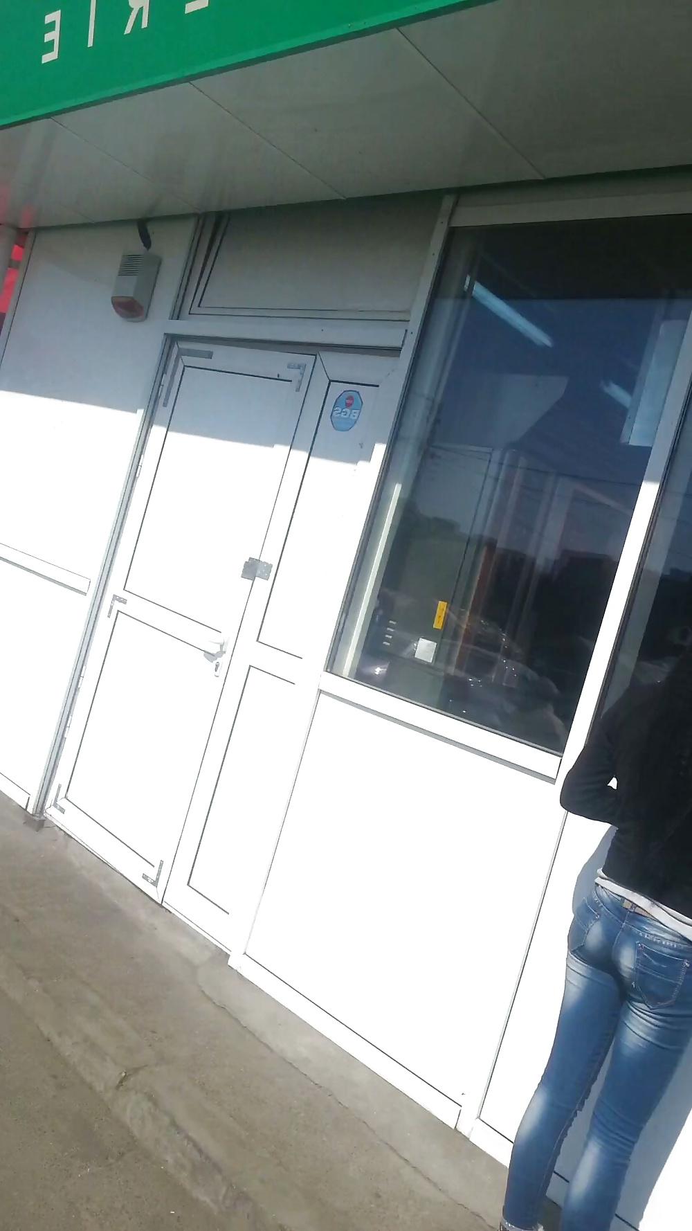 25P Spy ass old + young romanian