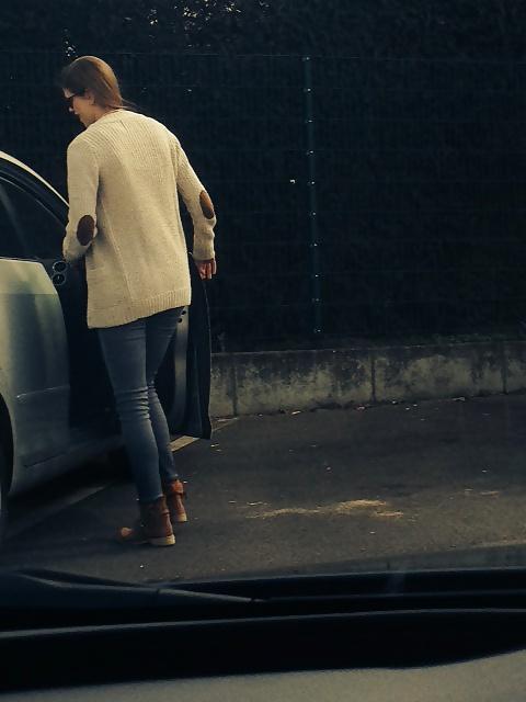 25P Auf dem Parkplatz