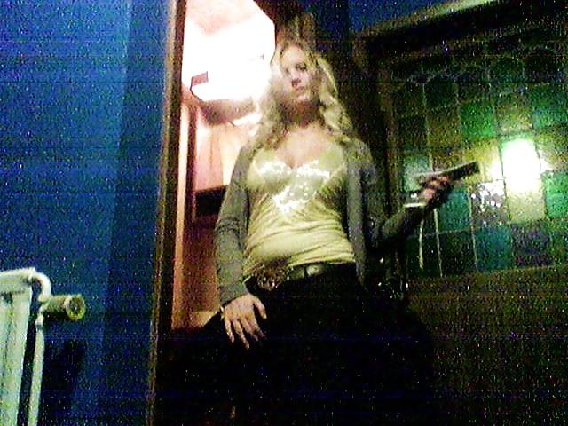 25P Me chubby blonde teen amateur tits pussy ass cam breasts