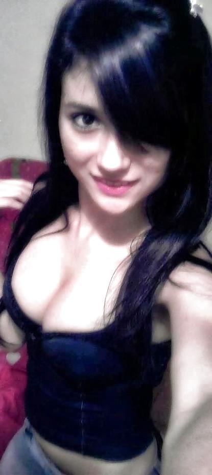 25P Perfect latina