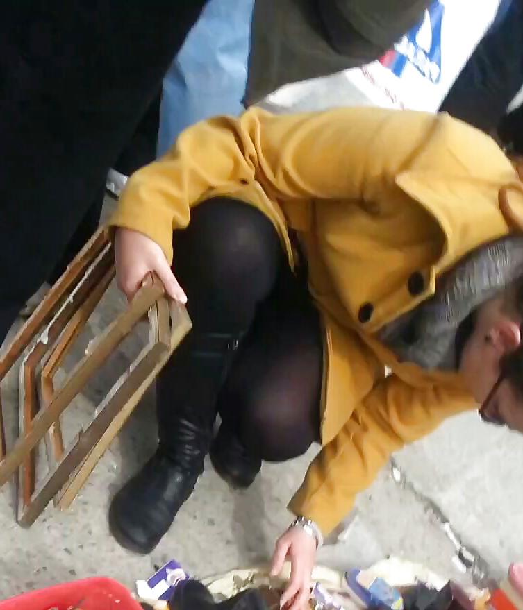 11P Upskirt sexy feet romanian-daca nu avea dres era crima