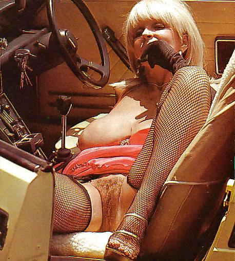 25P Erotic in the Car - Session 1