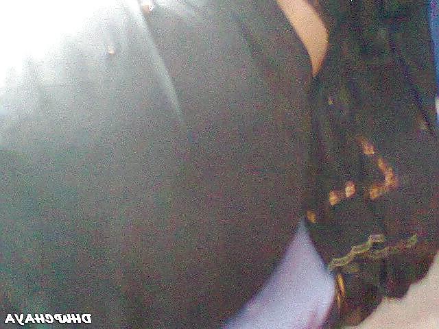25P Andhra housewife navel boob show 1