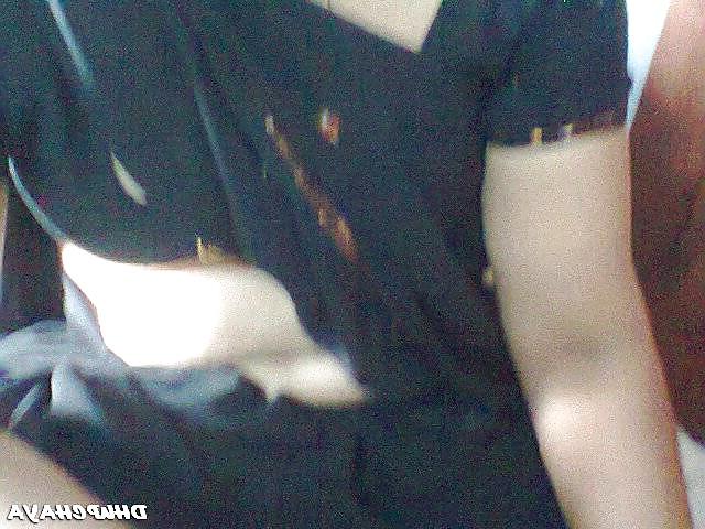 25P Andhra housewife navel boob show 1
