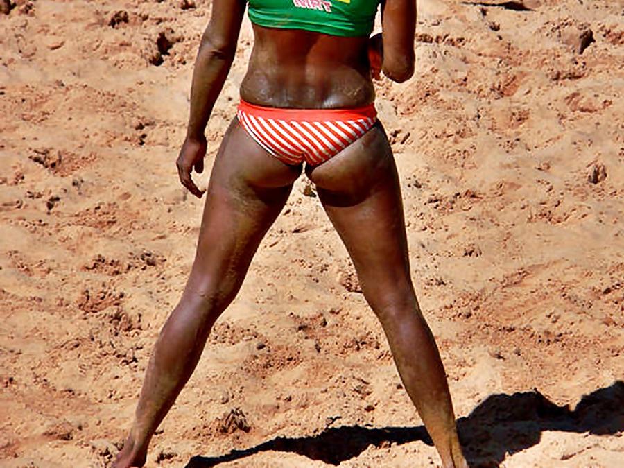 25P Athletic And Camel Toe Erotica 12 By twistedworlds