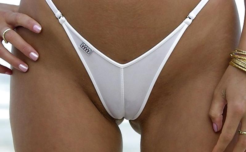 23P Hot Bikini and Camel Toes