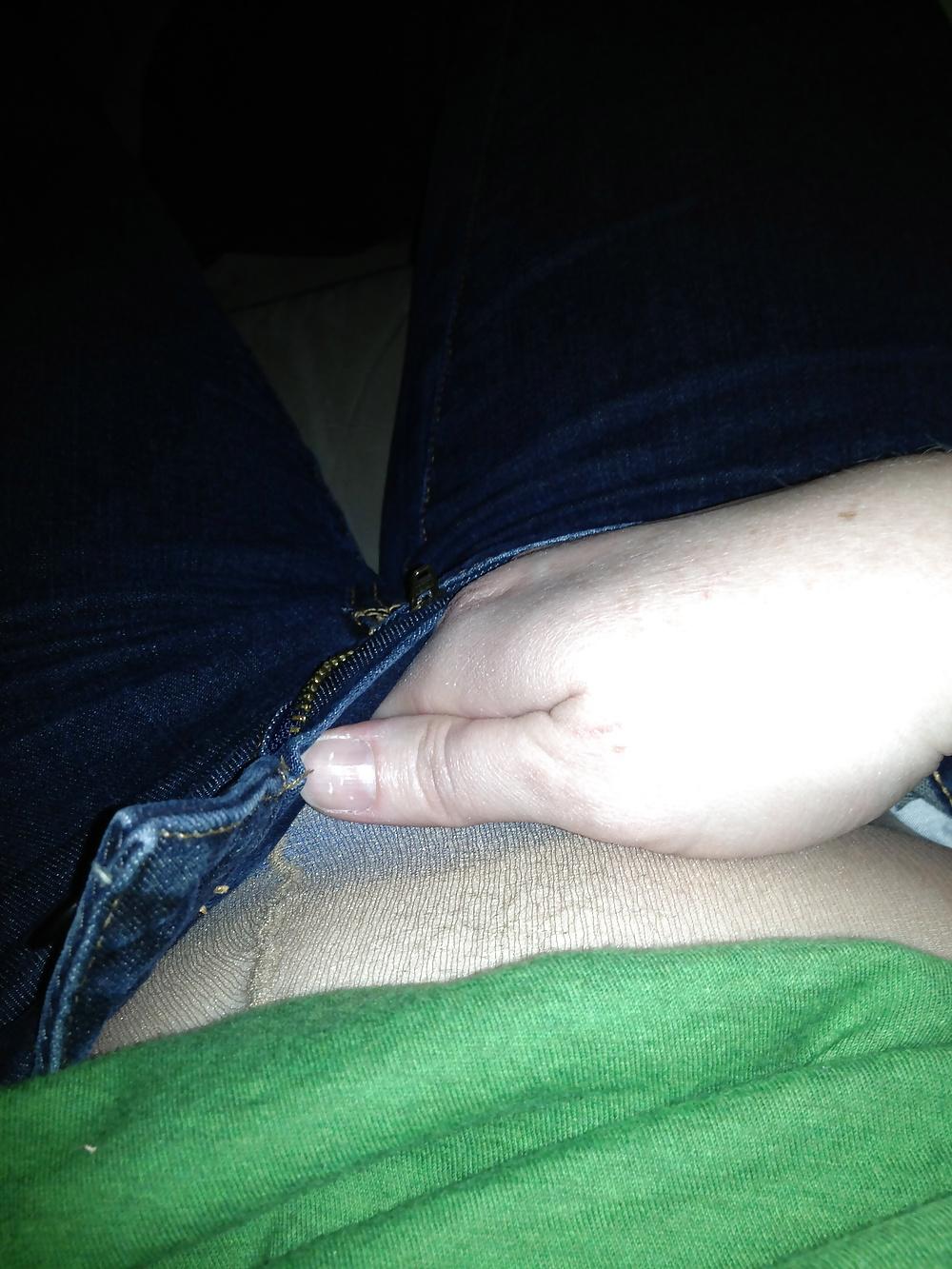 14P Enjoying pantyhose covered furry kitty in car in parking lot