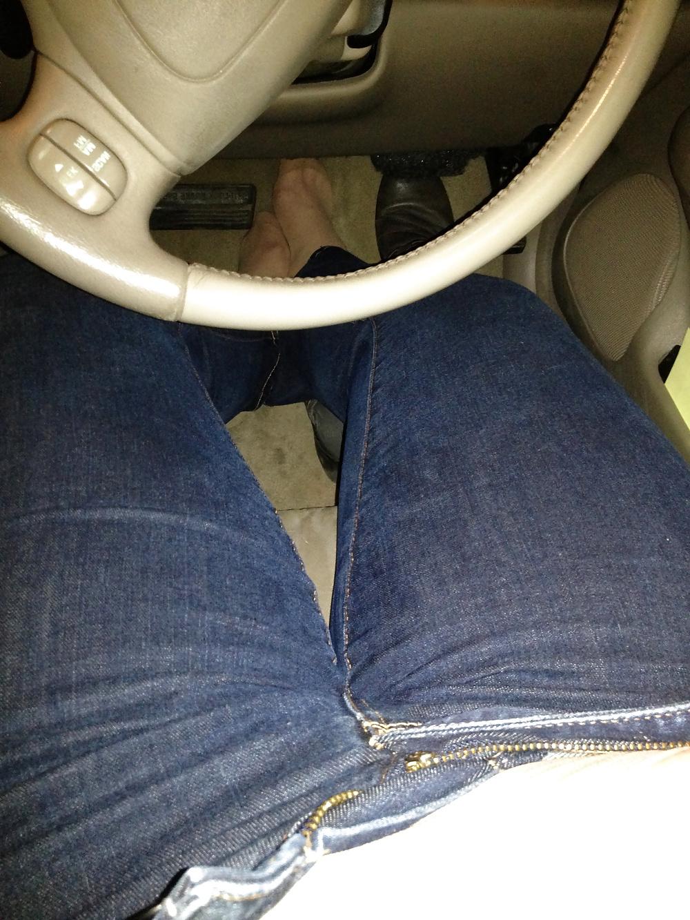 14P Enjoying pantyhose covered furry kitty in car in parking lot