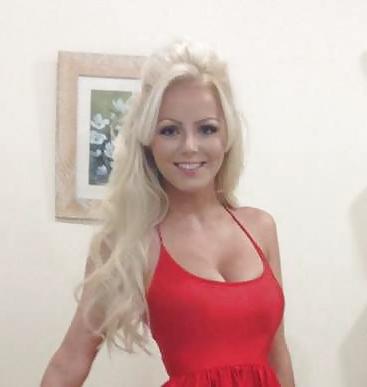 17P Sexy blondes to wank over