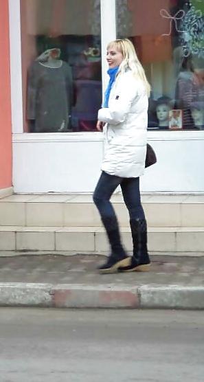 20P Spy old + young street romanian