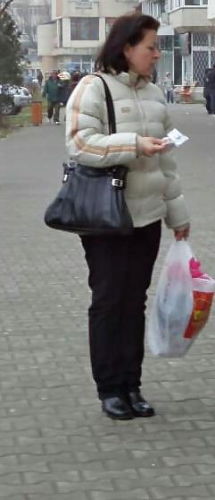 20P Spy old + young street romanian