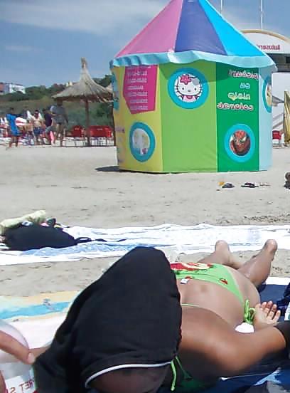 25P Spy beach summer teens romanian