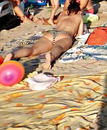 25P Spy beach summer teens romanian