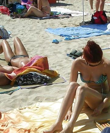 25P Spy beach summer teens romanian