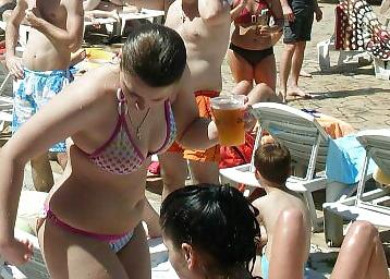 25P Spy beach summer teens romanian