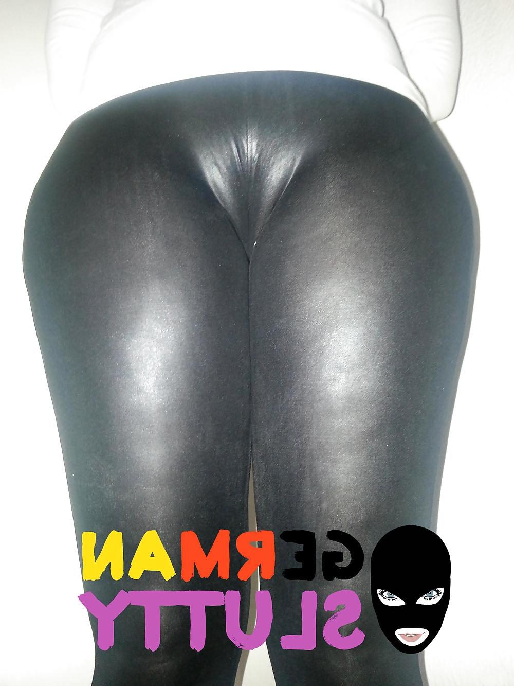 11P Cameltoe