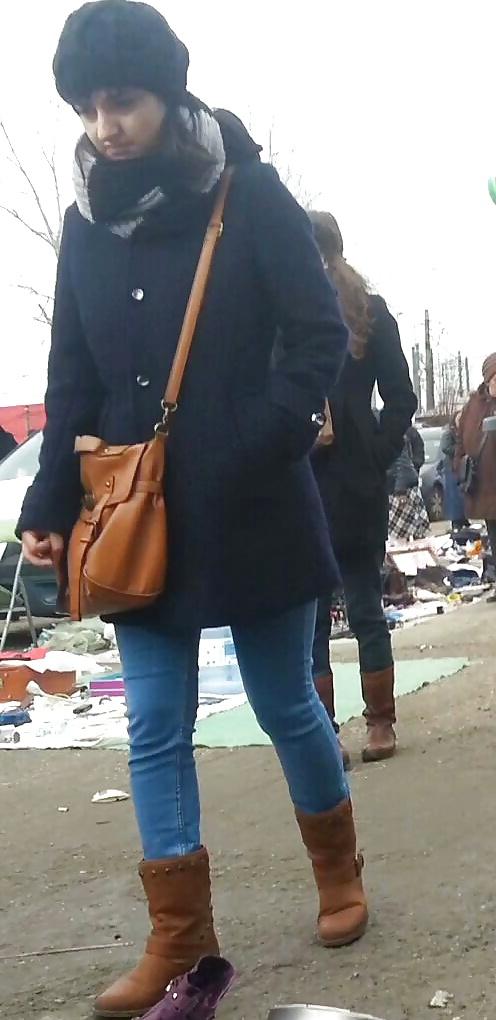 25P Old + young feet romanian