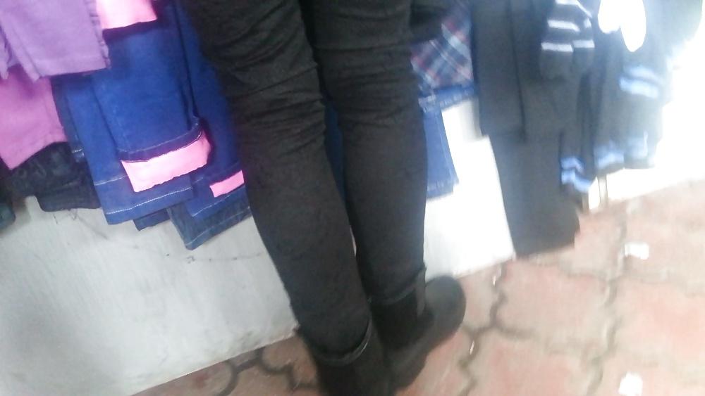 25P Old + young feet romanian