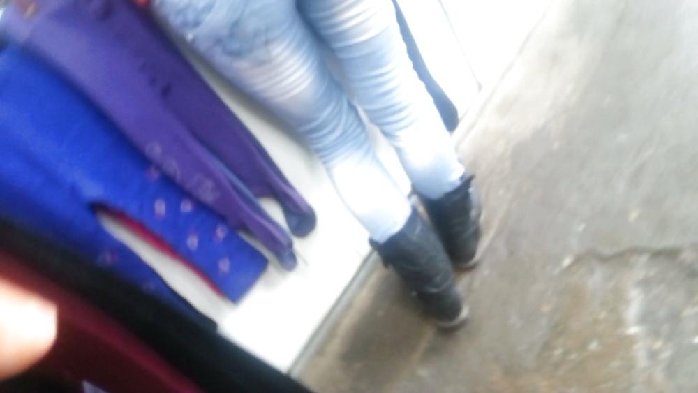 25P Old + young feet romanian