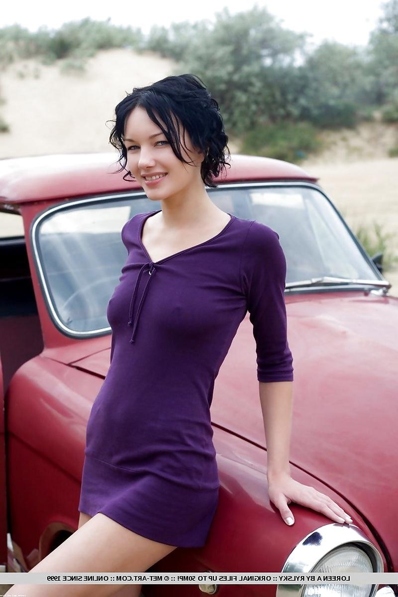 25P Car girls 2