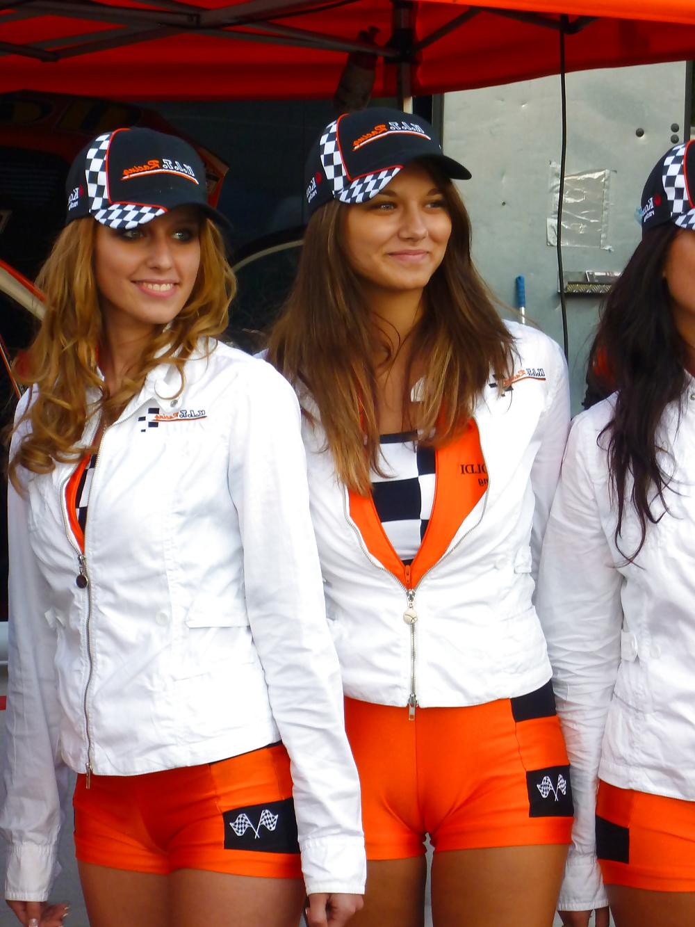21P Camel toe 