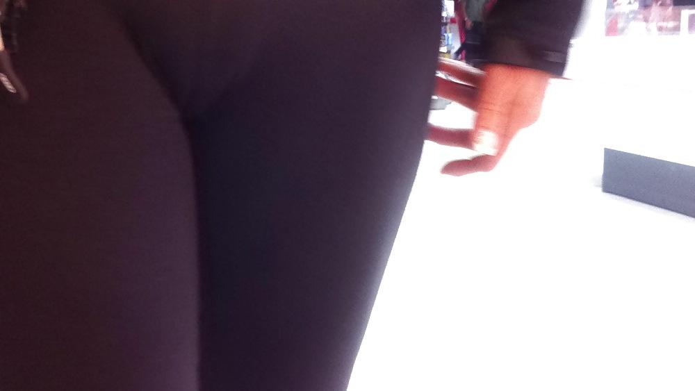21P Camel toe 